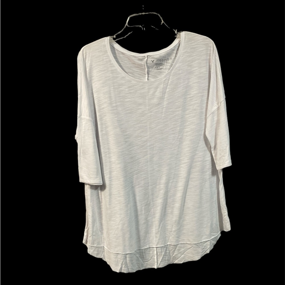American Eagle White Jegging Tee Size Large